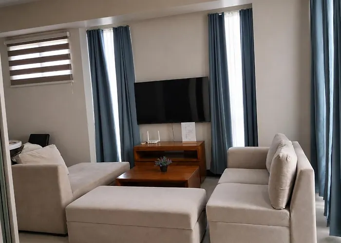 Mactan Newtown Near Airport & Apartment