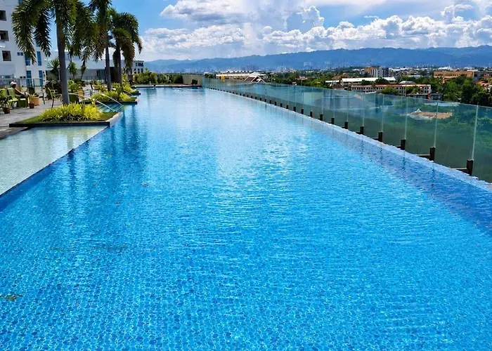Mactan Newtown Near Airport & Apartment Punta Engano (Mactan)