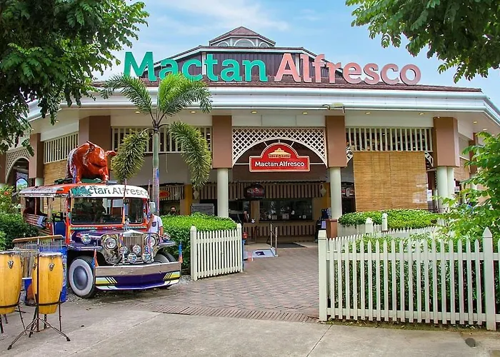 Mactan Newtown Near Airport & Apartment Punta Engano (Mactan)